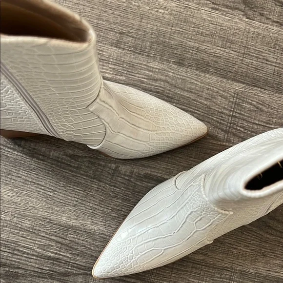 Lulus Eleora Bone Crocodile-Embossed Mid-Calf High Heel Boots - Picture 5 of 9